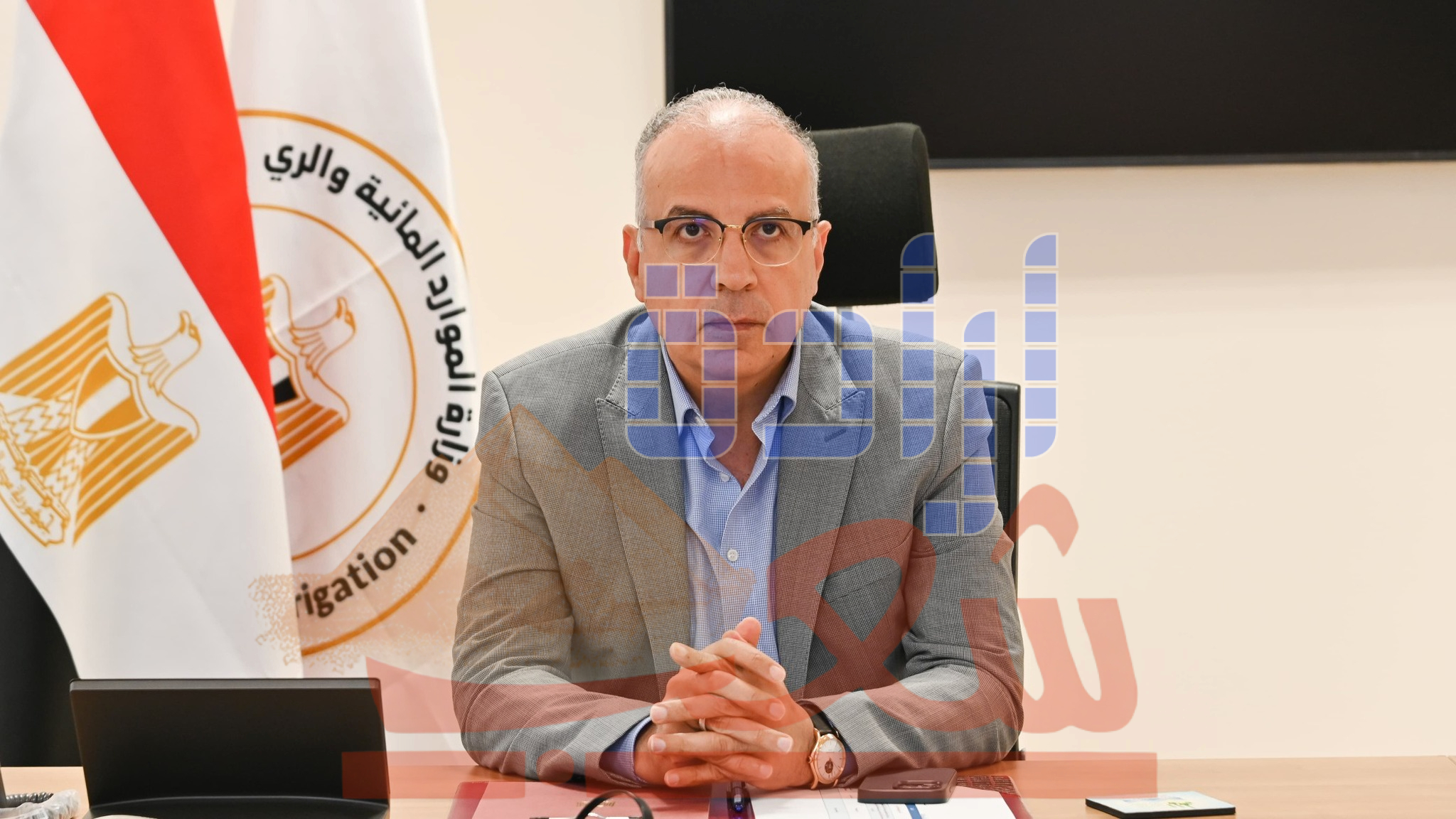 وزير الري يبحث مجهودات تسهيل إجراءات إصدار تراخيص المياه الجوفية