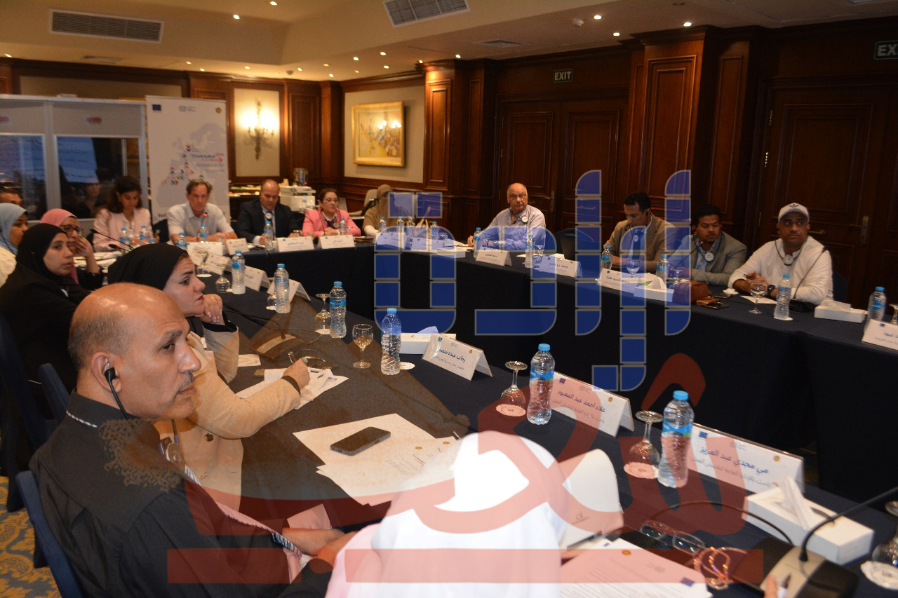 بدء ندوات توعوية لمديريات العمل بالمحافظات بشأن تحديث البيانات