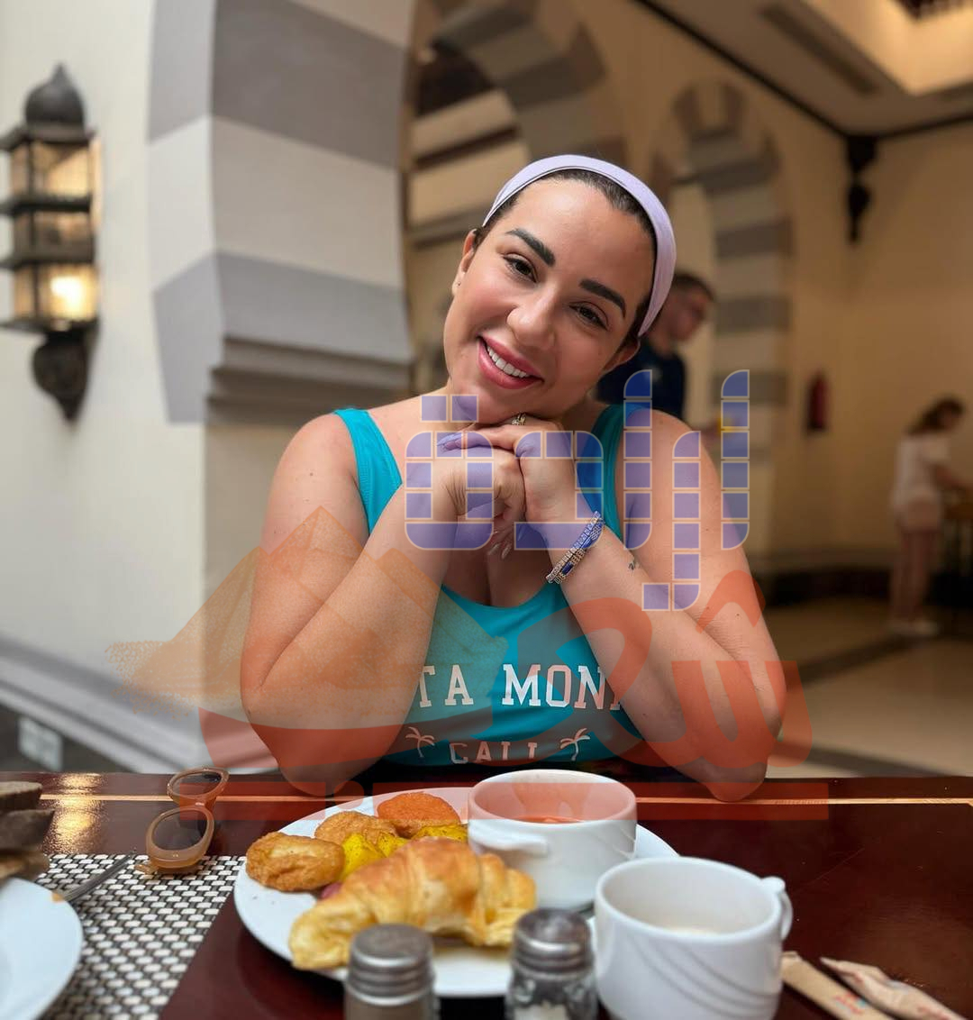 اسما شريف منير تنشر اول صور لها بعد الزواج