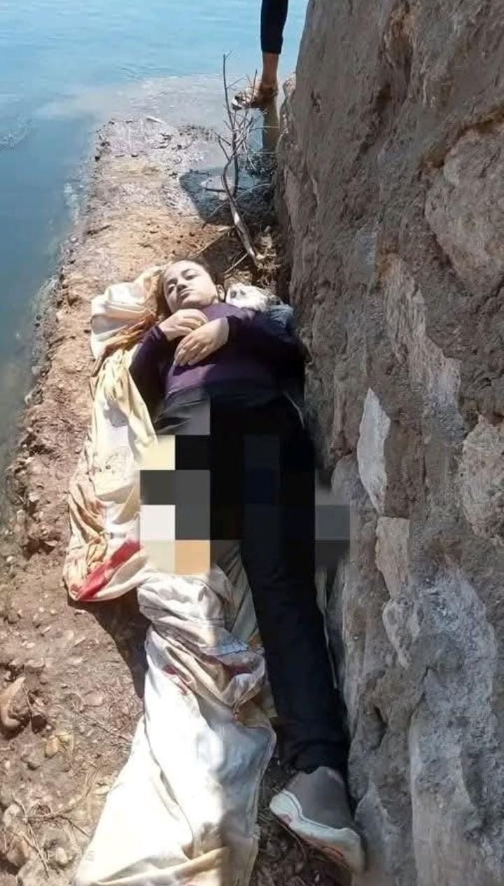 عثرت الأجهزة الأمنية في محافظة المنوفية علي جثه فتاه غريقة في النيل بعد كوبري دروة…