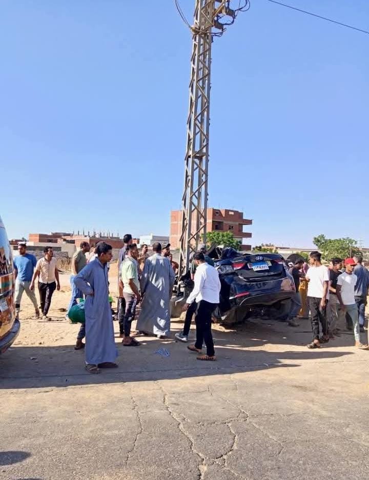 مصرع شخصين في حادث تصادم مروع بين سيارة ملاكي وعمود كهرباء بالمنوفية