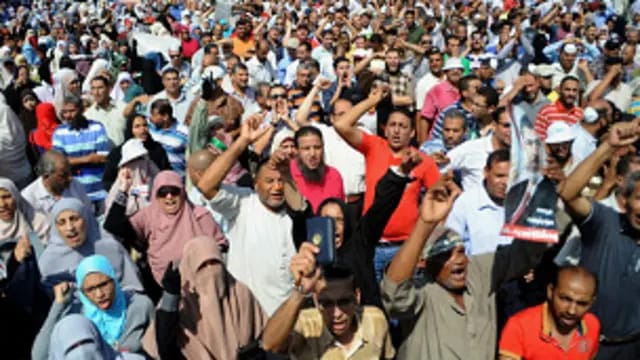 خيانة على المكشوف.. مظاهرة إخوانية في تل أبيب ضد مصر تحت حماية الاحتلال