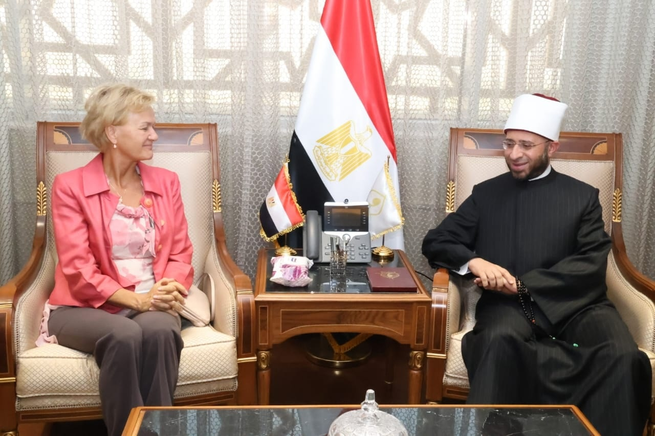 سفيرة “الاتحاد الأوروبي” بالقاهرة في ضيافة وزارة الأوقاف بالعاصمة الإدارية الجديدة