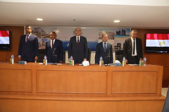 قانون العمل الجديد في ندوة مع وزير العمل ومحافظ مرسي مطروح