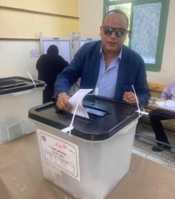 تامر عبد المنعم يدلي بصوته في انتخابات مجلس الشيوخ 2025: “المشاركة واجب وطني”
