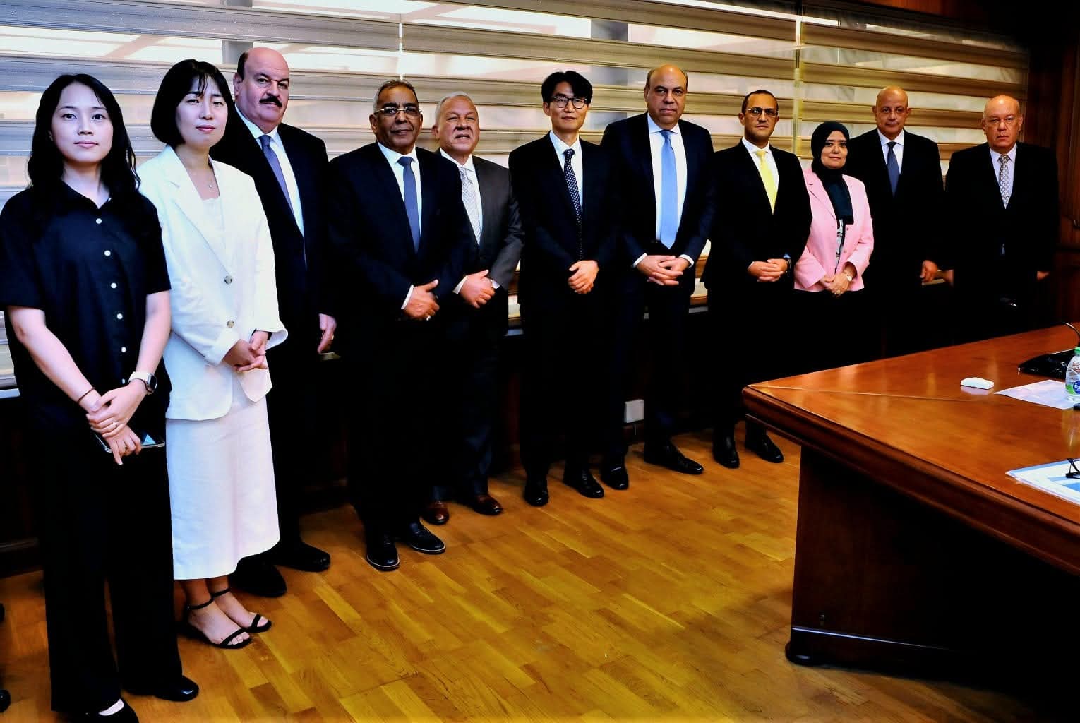 وزير الطيران المدني يستعرض مع وفد مطار إنتشون الكوري فرص تعزيز الشراكات الدولية لتطوير وتشغيل المطارات المصرية