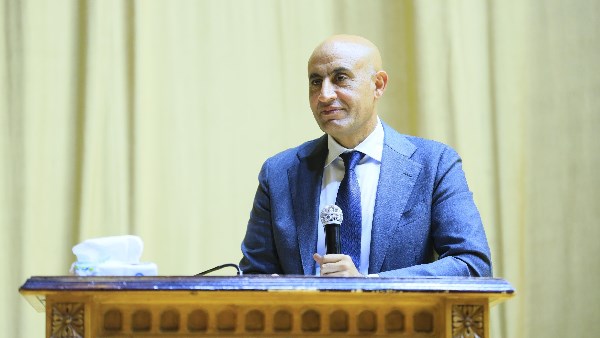 وزارة التعليم: تحويل الطلاب المتأخرين عن سداد المصروفات لمدارس “عربي”