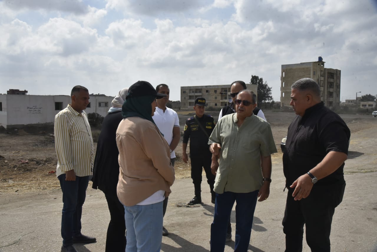 اللواء محب حبشي يوجه بالبدء في رفع كفاءة وتطوير الطريق الغربي الرابط بين قرية الرضوان و قرية أم خلف جنوب بورسعيد