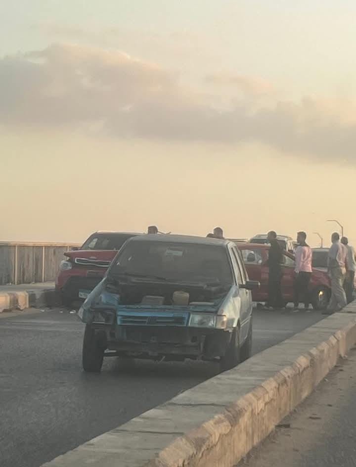 غلق كوبري رأس البر بعد حادث سير مروع