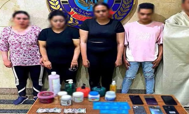 الداخلية تلقى القبض على احد الاشخاص يدير نادى صحى لممارسه اعمال منافيه للاداب العامه