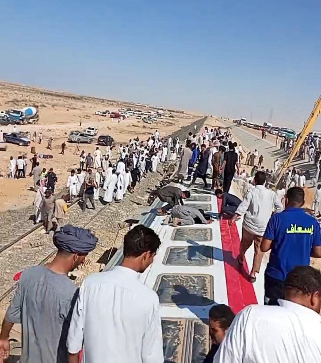 عاجل: انقلاب قطار خرج عن مسارة بمحافظة مطروح وأنباء عن اصابات ووفيات