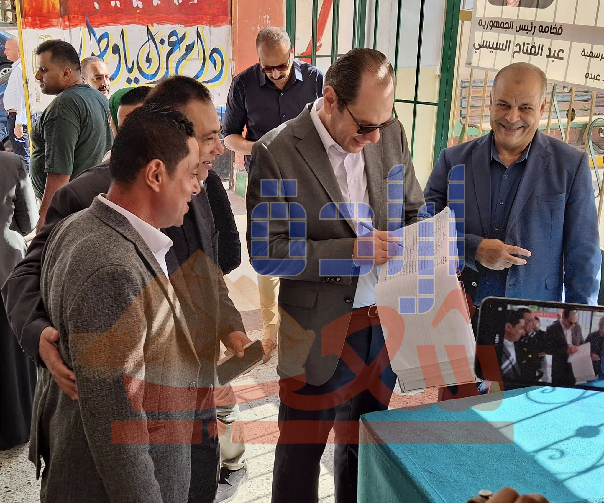 وفد من الوزارة ووكيل وزارة التربية والتعليم ببورسعيد في جولة بمدرسة الفرما