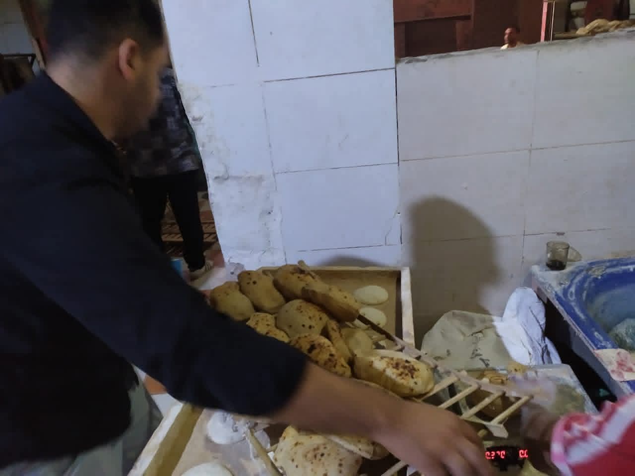 تحرير 11 محضر متنوع فى حملة مكبرة على المخابز بقرى مركز قطور