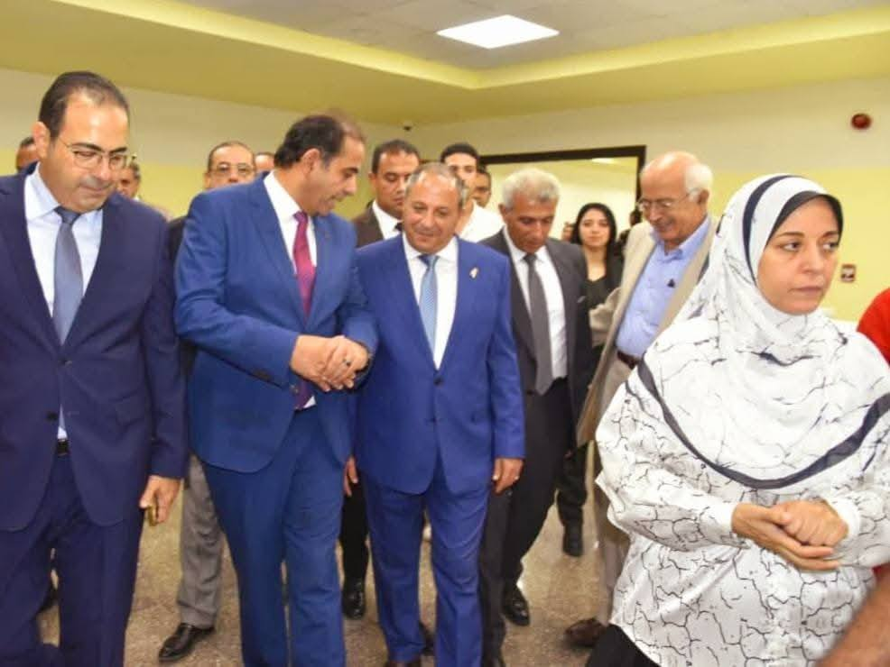 الحلم اتحقق…محافظ بورسعيد ورئيس الجامعة يفتتحان التشغيل التجريبي لمستشفى الجامعة ببورسعيد