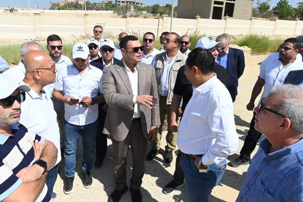 وزير الإسكان يتفقد أعمال تطوير محور ٢٦ يوليو والتوسعات الشرقية بمدينة 6 أكتوبر