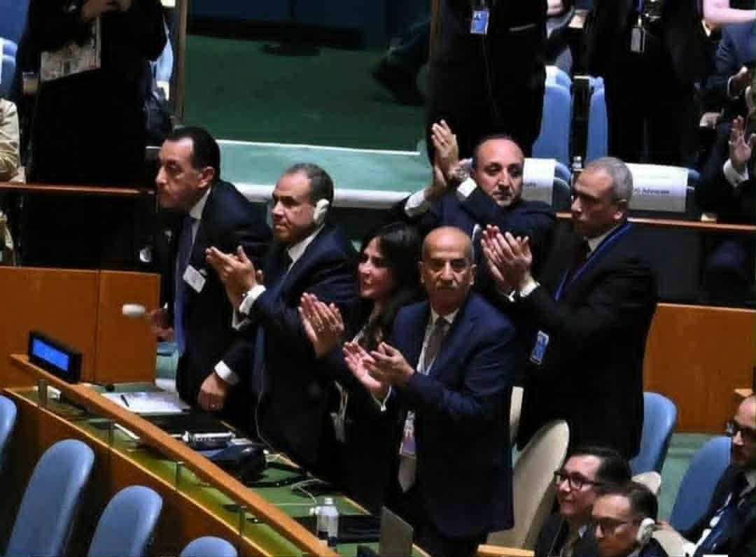 اعتراف فرنسا بدوله فلسطين وتصفيق الوفد المصرى