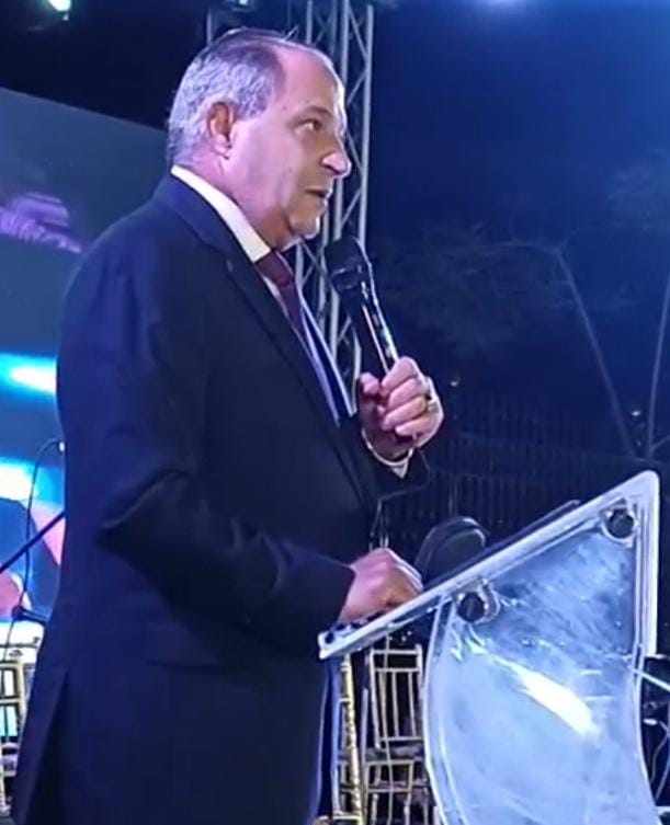 في احتفالية بورسعيد بذكري احتفالات أكتوبر… محافظ بورسعيد تعاقدنا مع أكبر شركة نظافة في مصر وهنحل مشكلة الاسكان