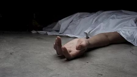 شاب من قنا يُنهي حياته حُزناً على وفاة خطيبته.. مأساة تهزّ أبوتشت