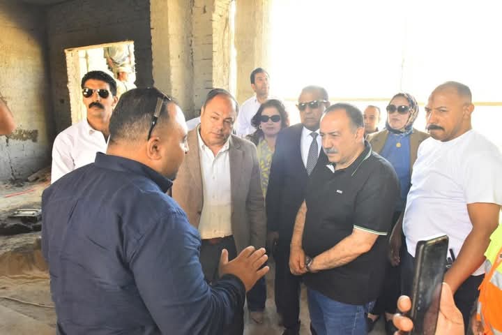 رئيس هيئة تنمية الصعيد ومحافظ أسيوط يقومان بجولة ميدانية موسعة لمتابعة المشروعات التنموية التي تنفذها الهيئة على أرض المحافظة