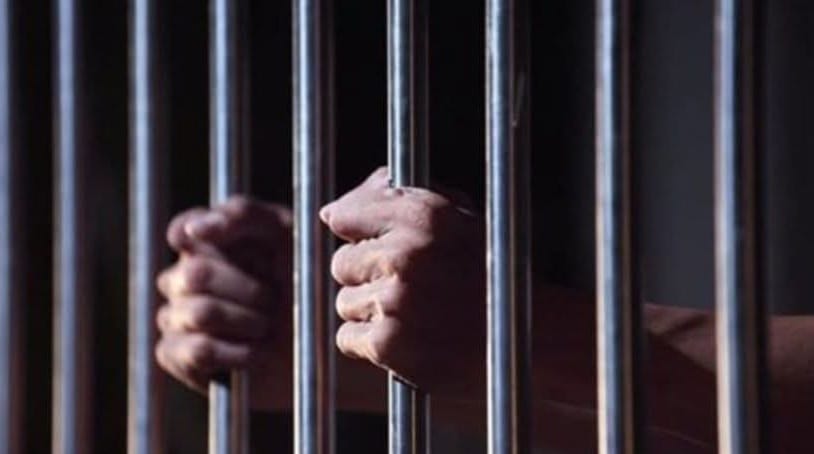 خطفوا 5 أشخاص وأجبروهم لتوقيع إيصالات أمانة كفدية.. المؤبد لـ4 متهمين وحبس آخر 15 سنه .