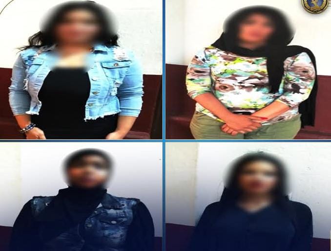 ضبط 4 سيدات يروّجن لأنفسهن عبر تطبيق هاتفى لممارسة الأعمال المنافية للآداب بالإسكندرية