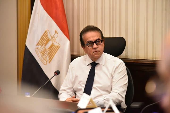 الدكتور خالد عبدالغفار يبحث تفعيل المرحلة الثانية من الهيكل الوظيفي لوزارة الصحة والسكان
