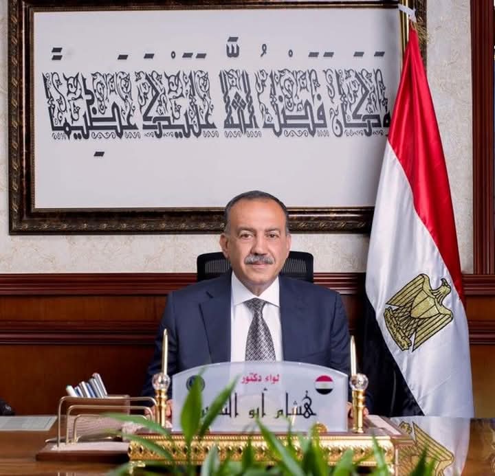محافظ أسيوط: ضبط محطتي وقود بأبنوب وحي شرق لتجميع 19 طن من السولار والبنزين المدعم وبيعها بالسوق السوداء