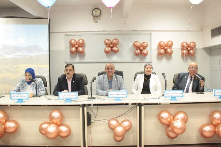 جامعة أسيوط تنظم يومًا علميًا للتوعية بأهمية الاكتشاف المبكر لسرطان الثدي بالمستشفى الجامعي الرئيسي