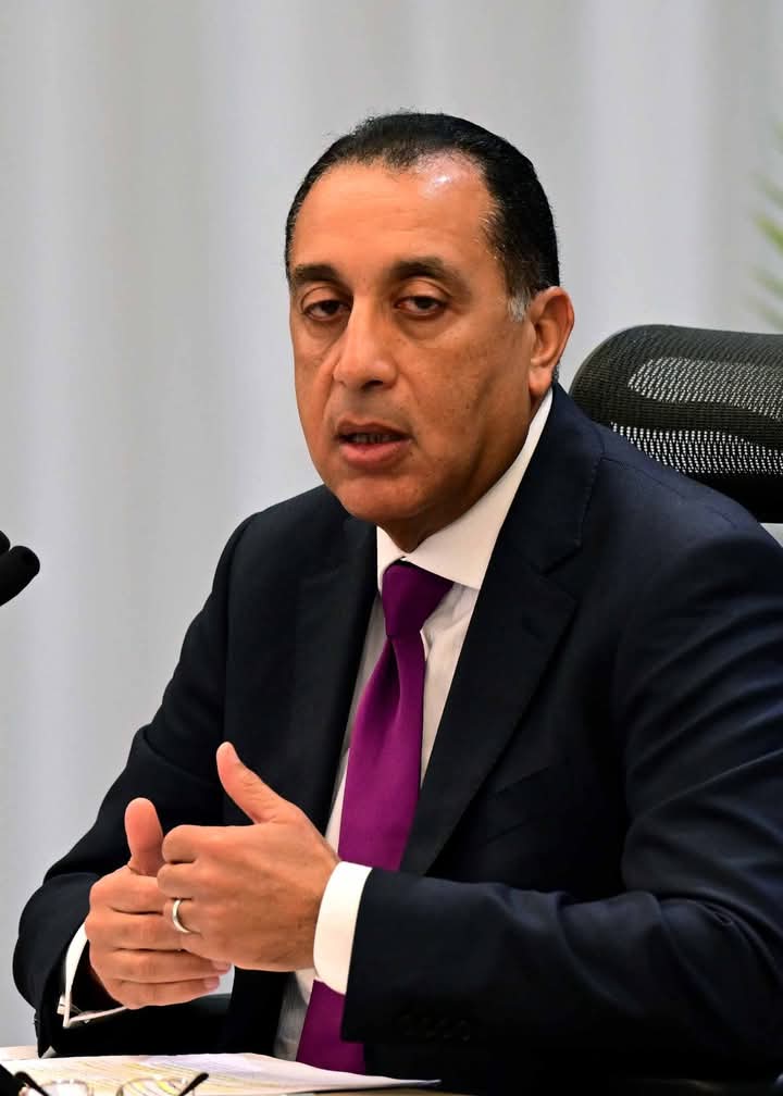 رئيس الوزراء يفتتح مصنع “تشينج شان للصناعة” لإنتاج المواسير الصلب والأثاث المعدني باستثمارات 4,5 مليون دولار