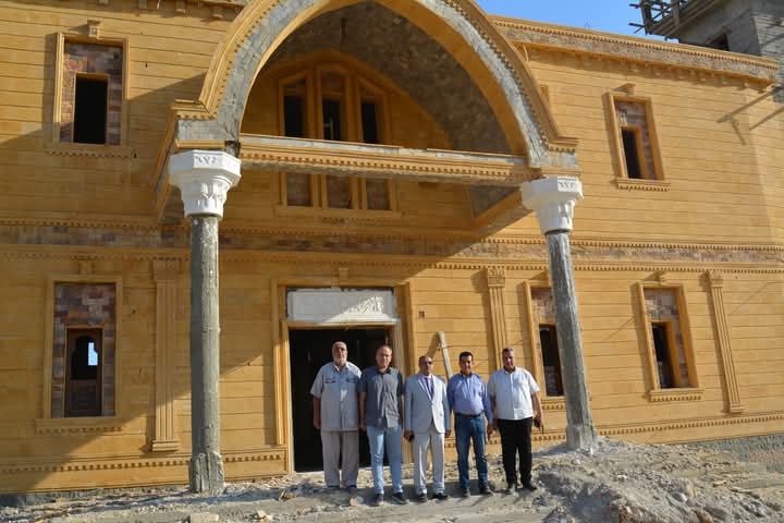 “نائب رئيس جامعة الأزهر للوجه القبلي يتفقد أعمال الإنشاءات بمسجد فرع الجامعة بأسيوط