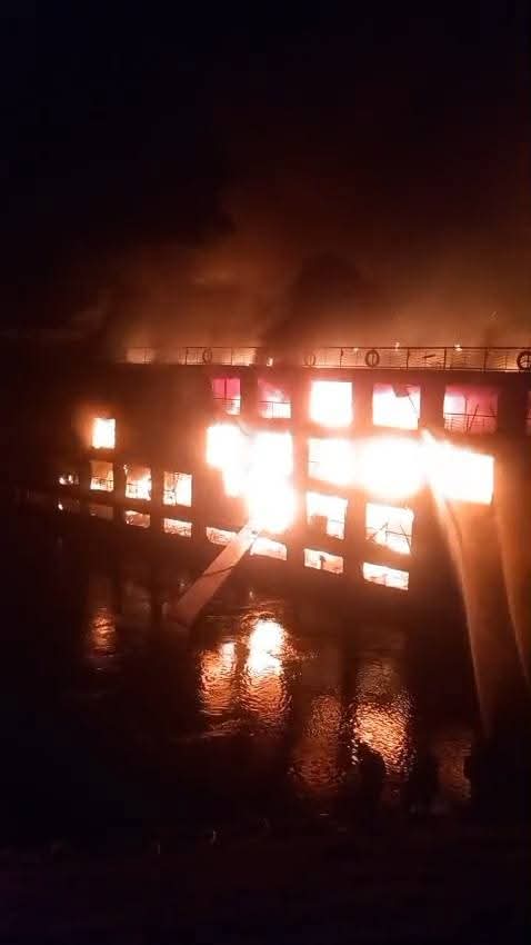 ننشر الأسماء والحالة الصحية لمصابي حريق السفينة السياحية في الأقصر.