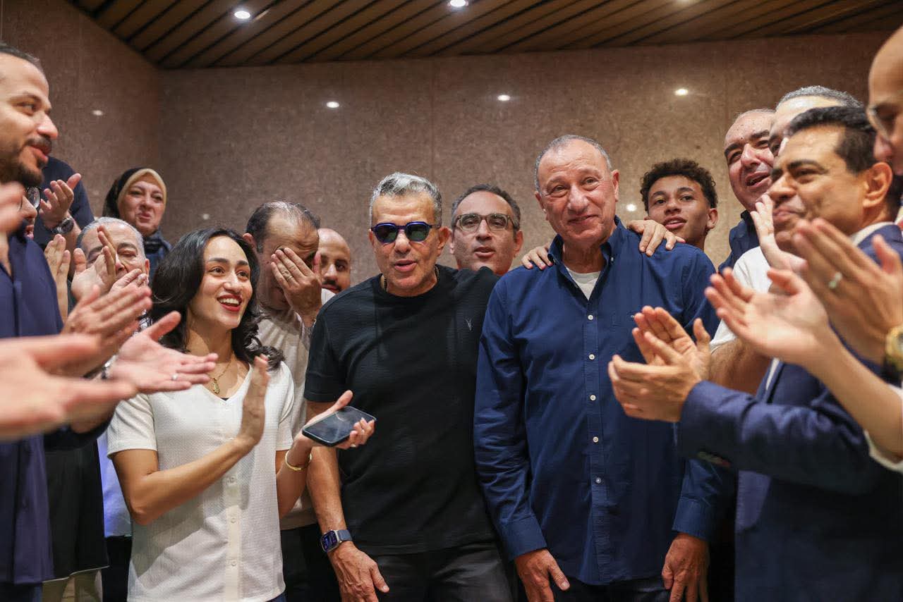 مجلس الأهلي يحتفل بعيد ميلاد محمود الخطيب على هامش انتخابات النادي