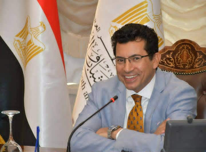 عبر الفيديو كونفرانس وزير الرياضة يهنيء بعثة المنتخب المصرى للتايكوندو بعد حصولهم على ذهبية بطولة العالم بالصين
