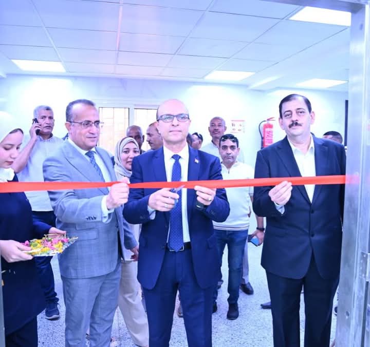 الدكتور المنشاوي يفتتح حزمة من المشروعات الطبية الجديدة بالمستشفى الرئيسي بجامعة أسيوط