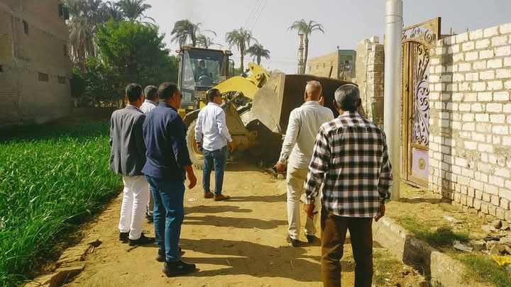 محافظ أسيوط: إزالة 40 حالة تعدي واسترداد أكثر من 108 فدان في المرحلة الثالثة من الموجة الـ27