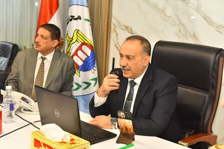 وكيل وزارة الشباب والرياضة يشارك غرفة العمليات المركزية بمحافظة أسيوط لمتابعة انتخابات مجلس النواب 2025