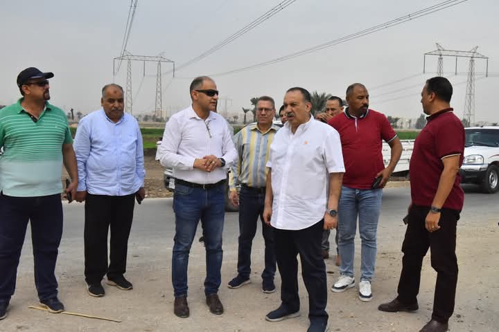 محافظ أسيوط يتفقد أعمال إنشاء طريق يربط قرى ريفا وموشا والزاوية بمنطقة المعلمين