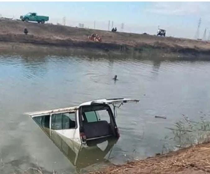 شاب يضحي بحياته لإنقاذ 13 فتاة من الغرق بعد سقوط ميكروباص في مصرف بالوظة بالقنطرة شرق