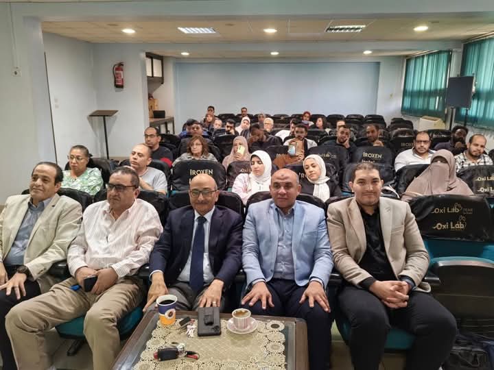 مستشفى صحة المرأة بجامعة أسيوط ينظم سلسلة ورش عمل مكثفة لرفع كفاءة الأطباء