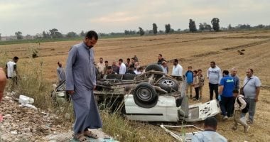 ارادة شعب| حوادث | إصابة 6 أشخاص فى حادث انقلاب سيارة عمالة زراعية