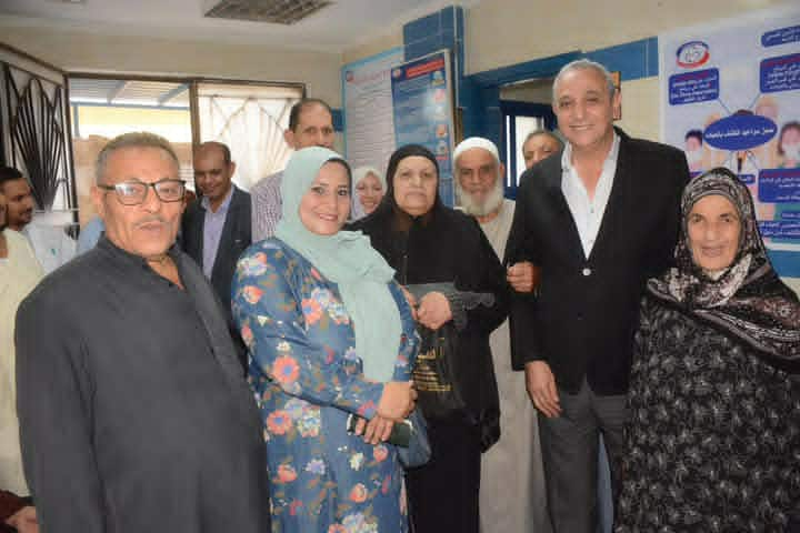 استجابة لشكاوى الأهالى محافظ الغربية يفاجئ مستشفى قطور وعيادة التأمين الصحى بالزيارة