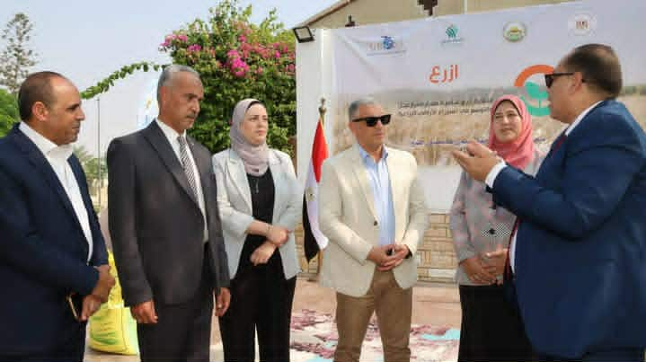 لدعم وتشجيع زراعة محصول القمح محافظ الإسماعيلية يشهد تدشين مبادرة أزرع
