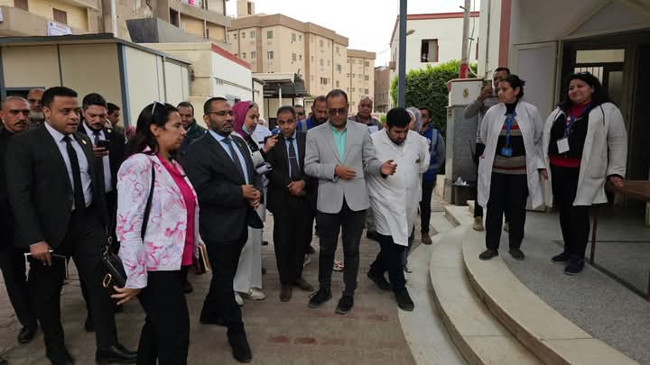 مساعد وزير الصحة يشدد على توحيد أدوية الطوارئ بمستشفى الحميات والجهاز الهضمي والكبد