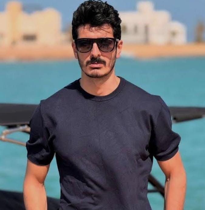 إحالة البلوجر شاكر للجنايات بتهم المخدرات والسلاح.. وسقوطه بعد بلاغات «إساءة القيم الأسرية»