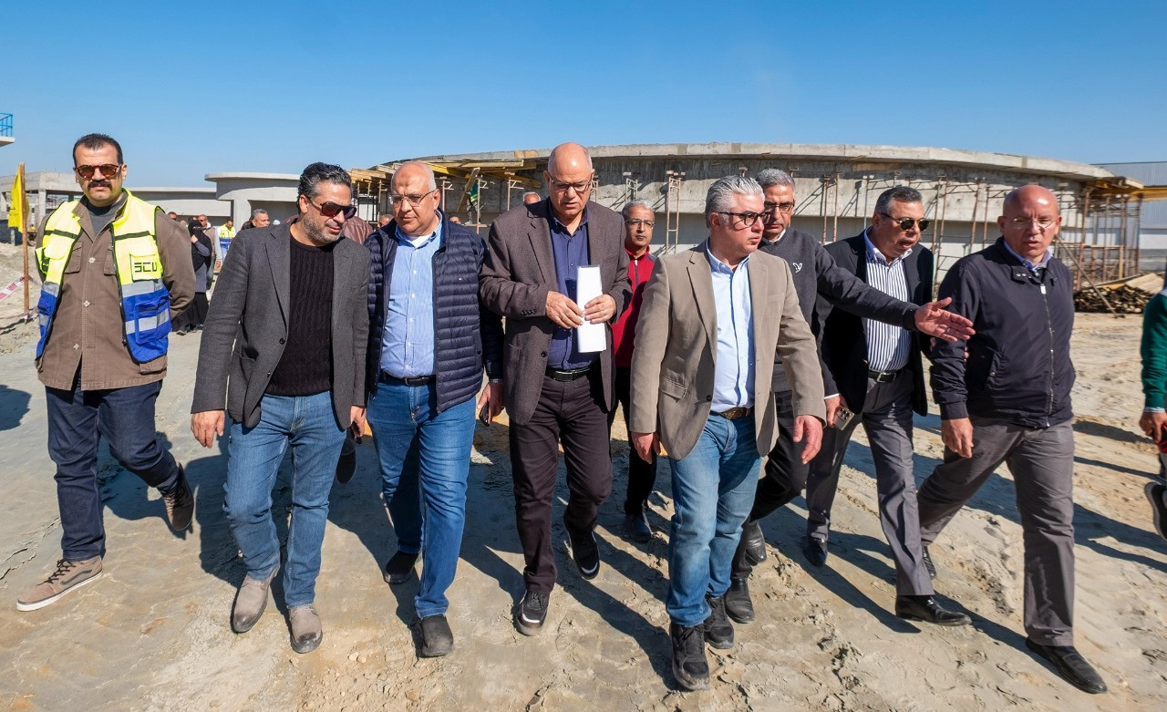 تمهيدا للافتتاحات المرتقبة قريبا.. جولة تفقدية لرئيس اقتصادية “قناة السويس” بالقنطرة غرب لمتابعة مستجدات المشروعات والبنية