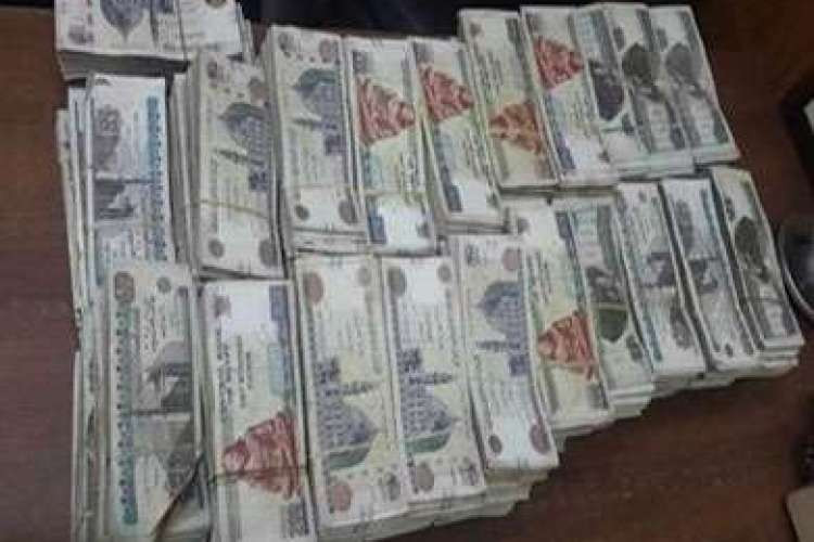 ضبط 11 مليون جنيه في حملات مكافحة تجارة العملات غير المشروعة خلال 24 ساعة