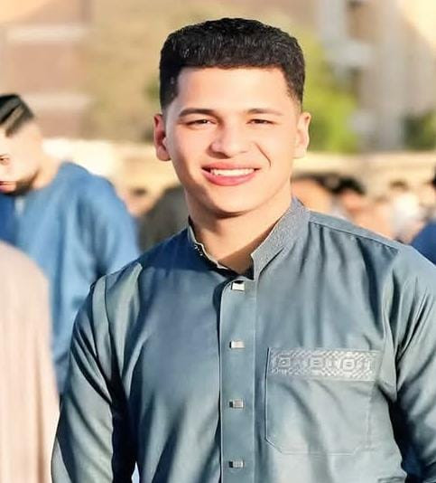 بعد 3 أشهر في غيبوبة بسبب عضة كلب.. المنوفية تودع طالب كلية التجارة