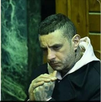 أحمد الفيشاوي ينعى والدته: «فقدان الأم لا ينسى»