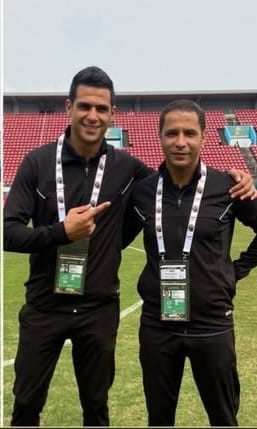 معروف وطه وعاشور يديرون مباراة بوركينا فاسو وغينيا الإستوائية بأمم أفريقيا