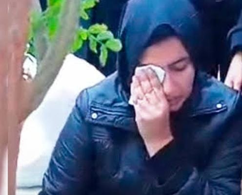 والدة السباح يوسف: بيان النيابة تضمن جميع الاتهامات وأراح قلوبنا.. ونثق في أحكام القضاء المصرى